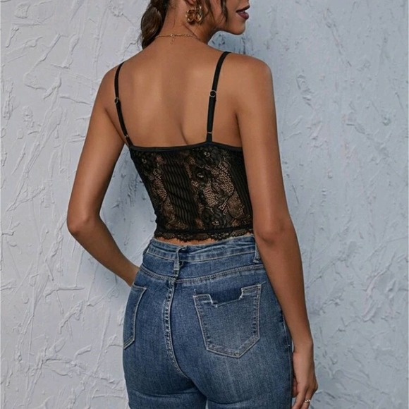 NEW Black V Neck Lace Crop  Cami Top - Picture 3 of 7